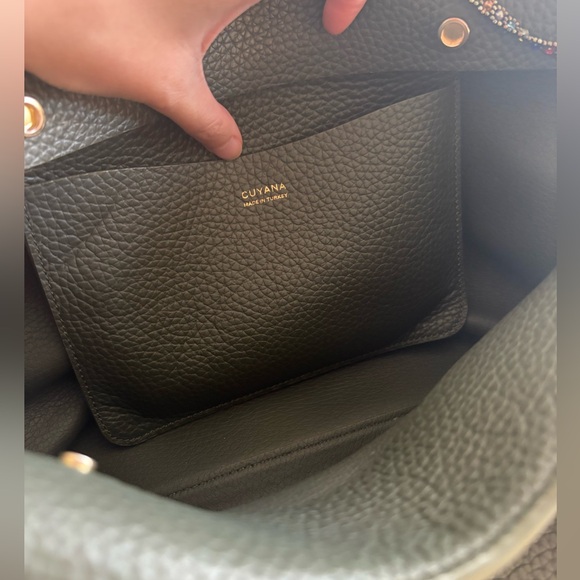 Cuyana Olive Green System Tote 13-inch - Picture 5 of 6